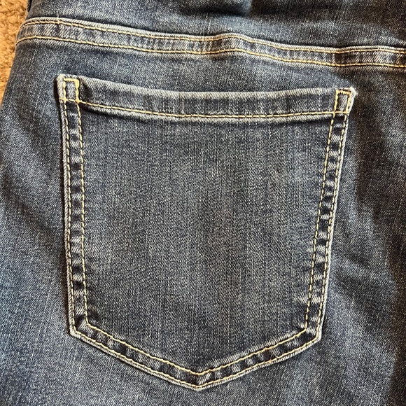 Torrid Jegging Skinny Super Soft High-Rise Jean - Picture 3 of 4